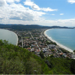 Morro-do-Macaco-vista_fotoDivulgacaoTurismoBombinhas