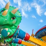 Disney com Crianças TriceraTop Spin Animal Kingdom Dinoland U.S.A.