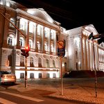 Universidade Federal do Paraná praça Santos Andrade. Arquivo Levy Ferreira
