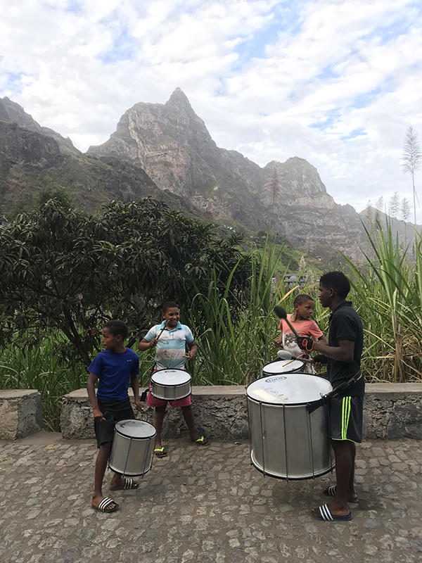 Cabo Verde com crianças