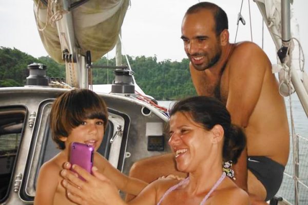 Viagem de veleiro em família